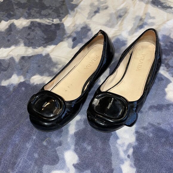 Prada Black Patent Leather Round Toe Flats, Size 36.5 EU - Picture 1 of 8